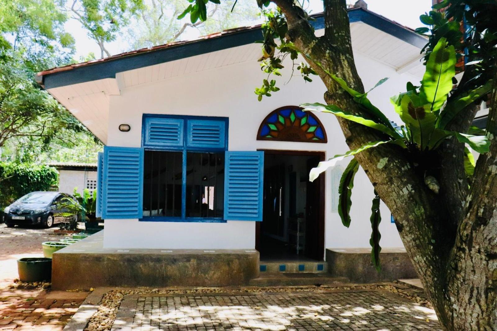 Esperanza Beach Mawella Тангалла Экстерьер фото